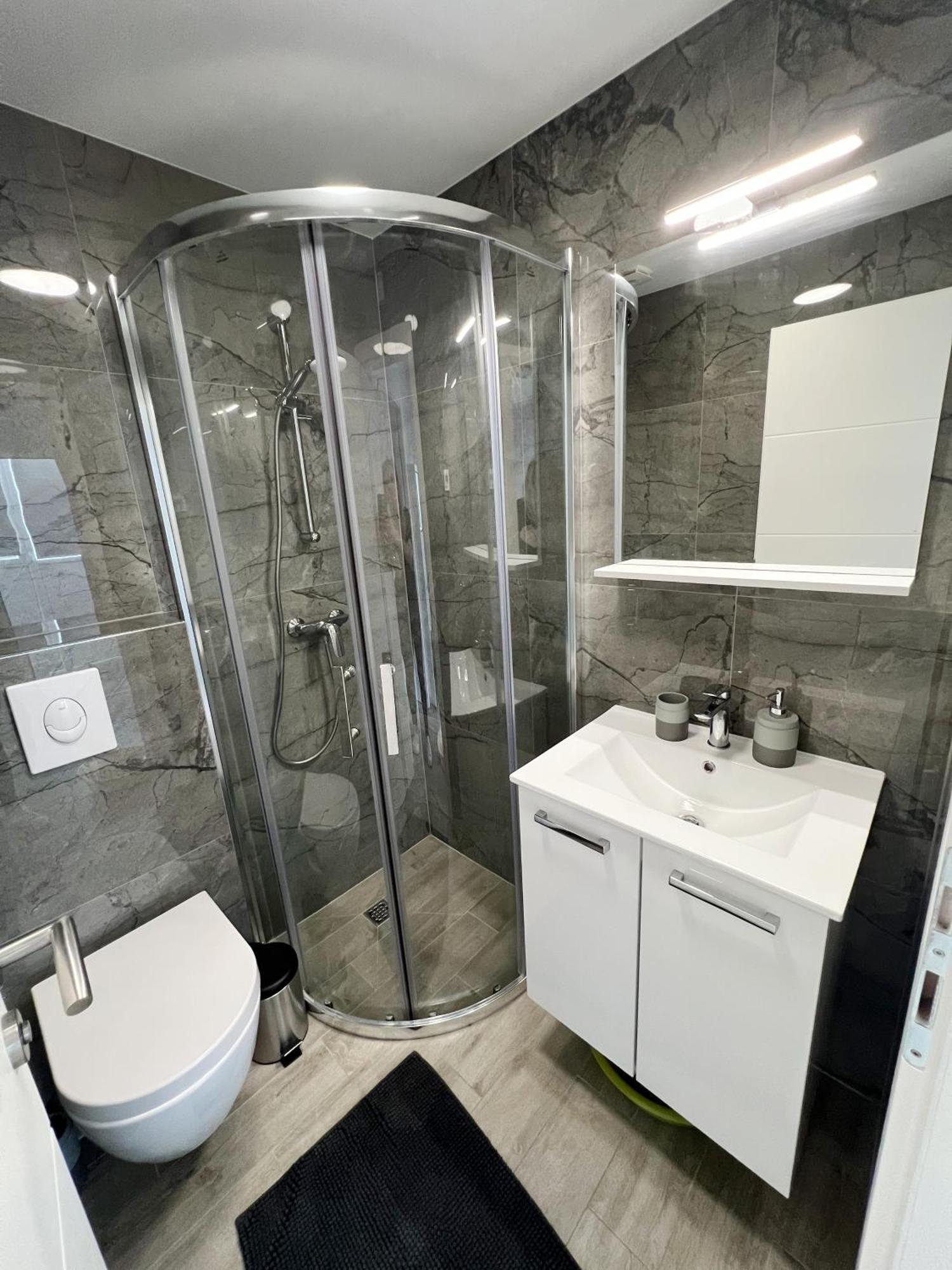 Apartment Lenci