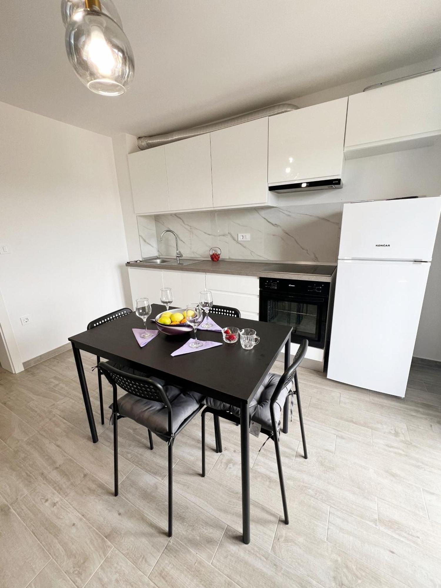 Lenci Apartment *
